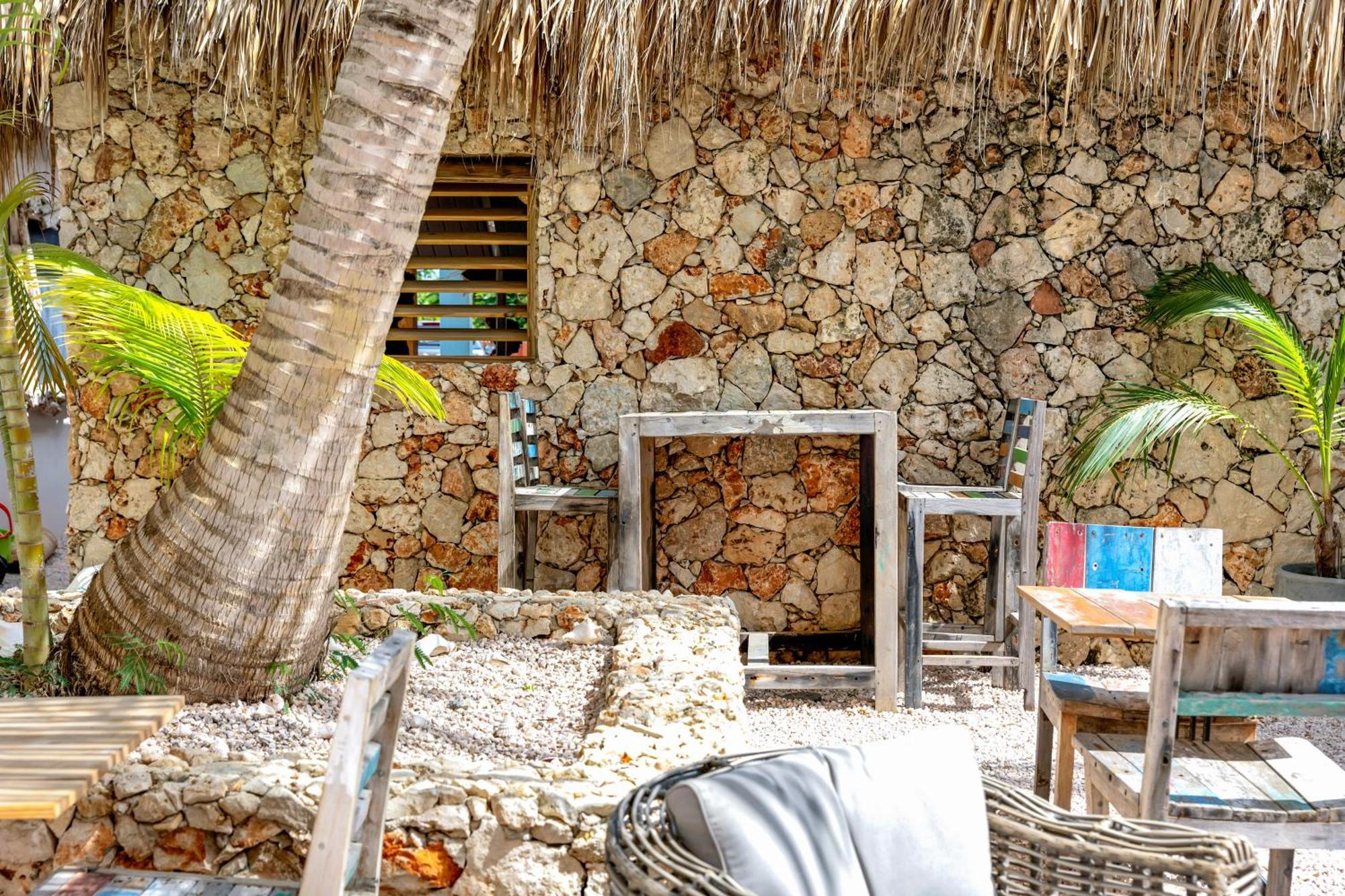 The Hut Bonaire Hotell Playa Exteriör bild